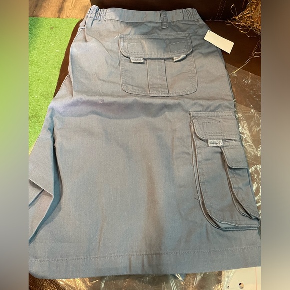 Vintage Haband Tri-Waist Comfort Blue Cargo Shorts, Men’s 42, NWT - Picture 2 of 6